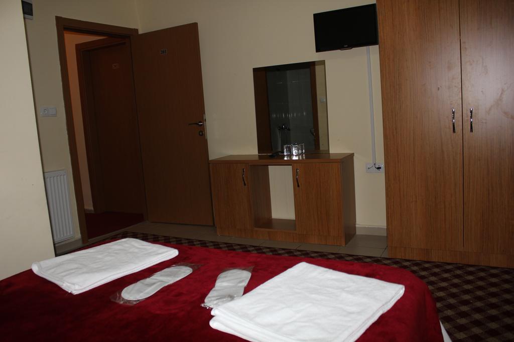 Oz Guven Hotel Istanbul Room photo